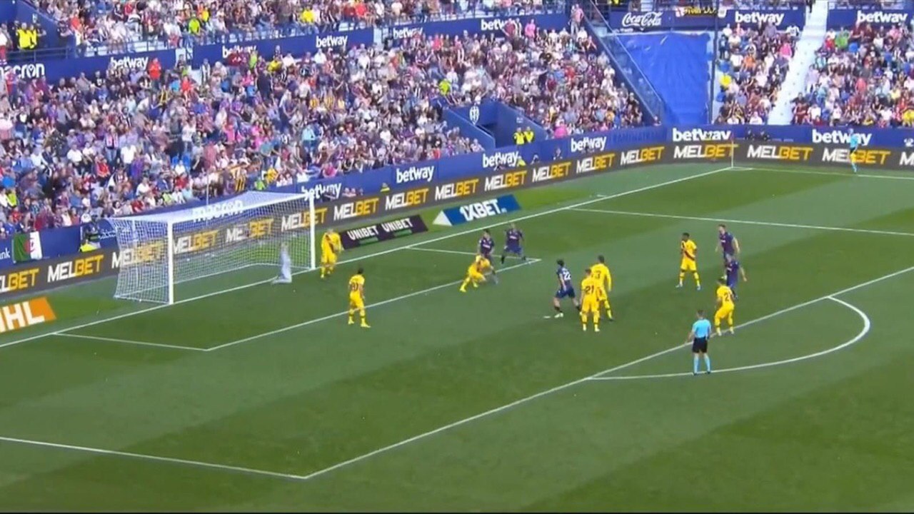 Eurosport футбол. Барселона Леванте прямая трансляция. Телетрансляции футбола на евроспорт4к. Барселона Леванте прямая трансляция смотреть. Футбол Барселона сегодня прямой эфир смотреть.